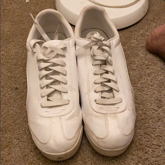 All White Puma Roma - Picture 2 of 3